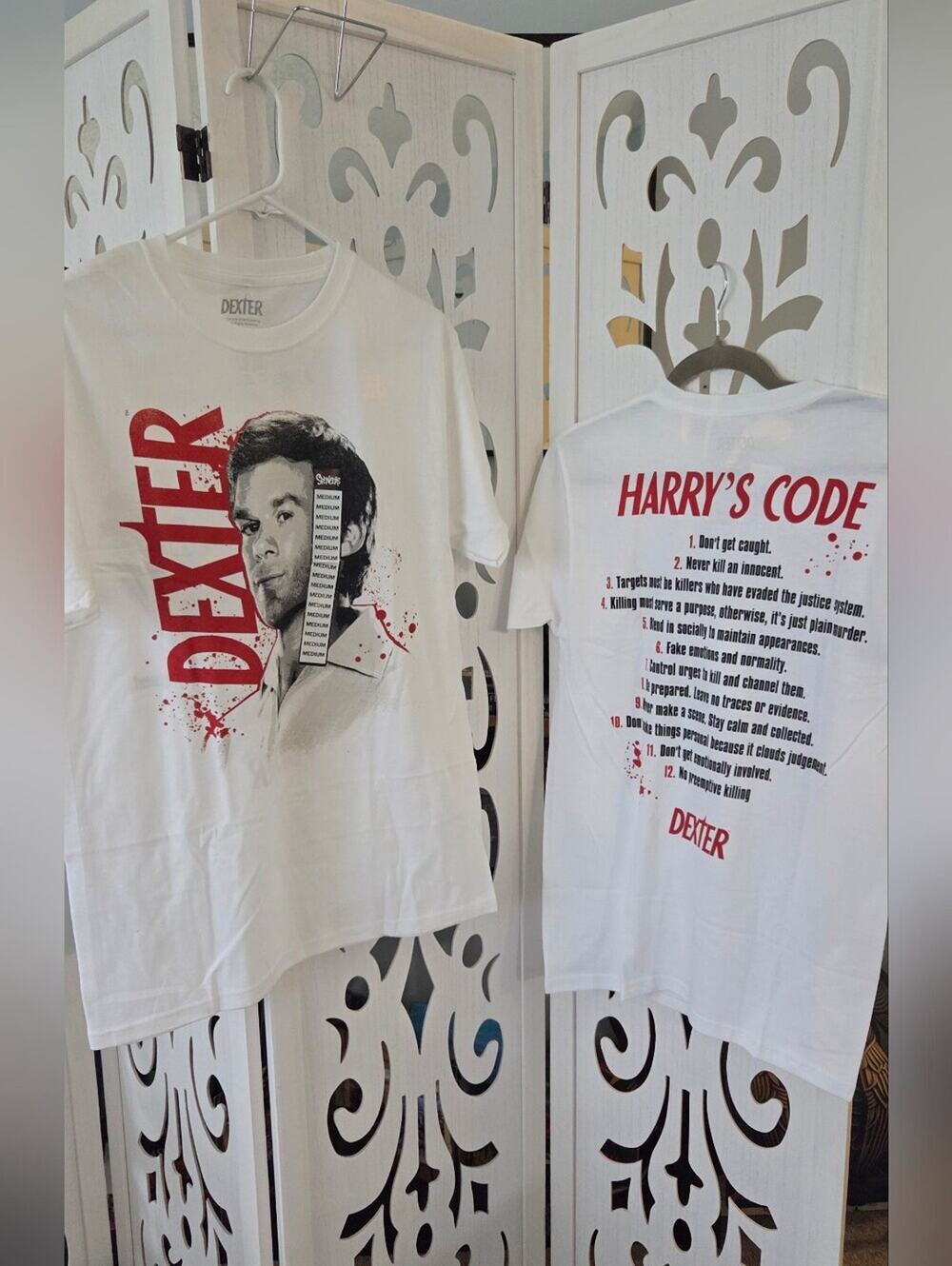 Dexter TV Show Shirt Mens Medium M NWT Harrys Code Rules Graphic White T-Shirt N